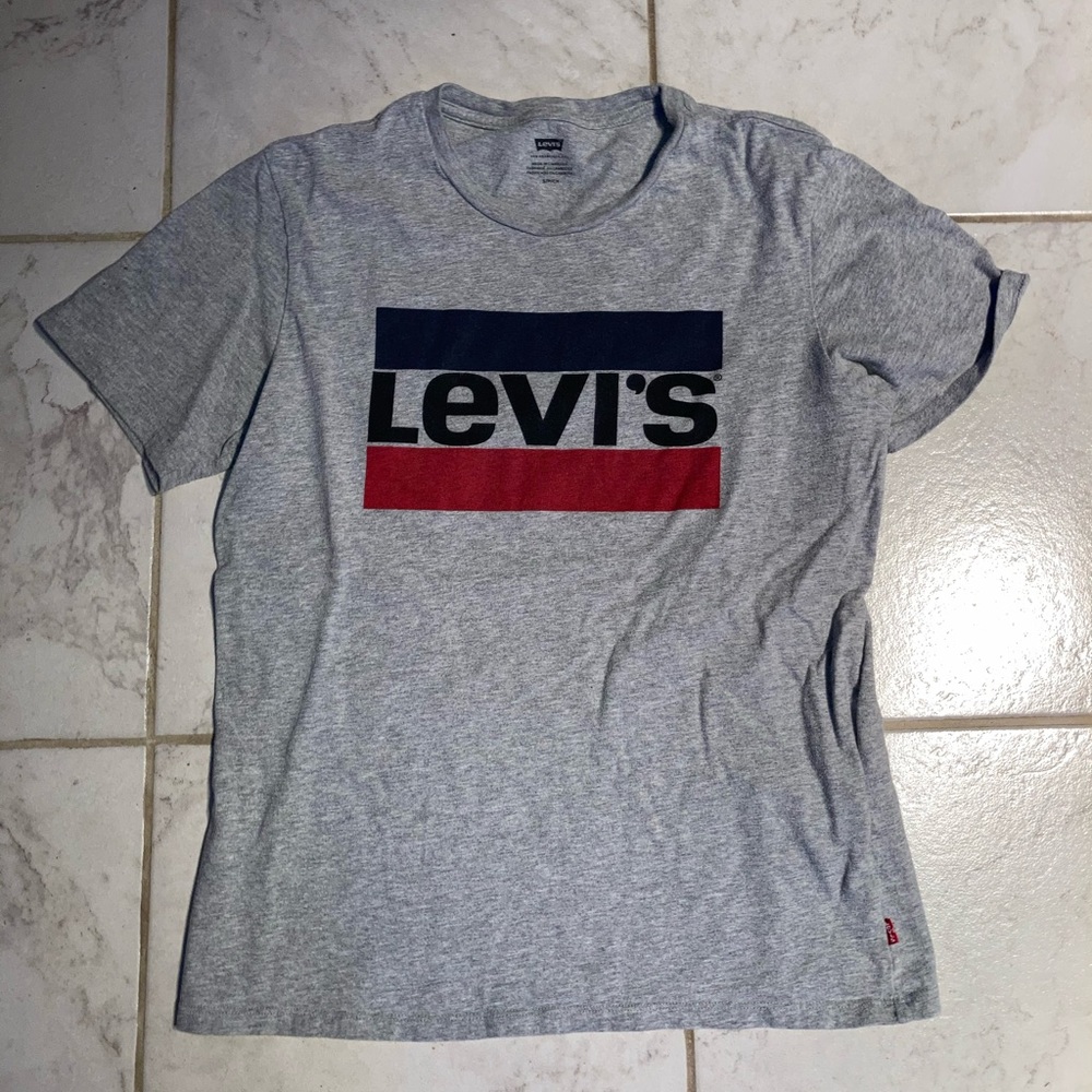 Levis Classic Tee